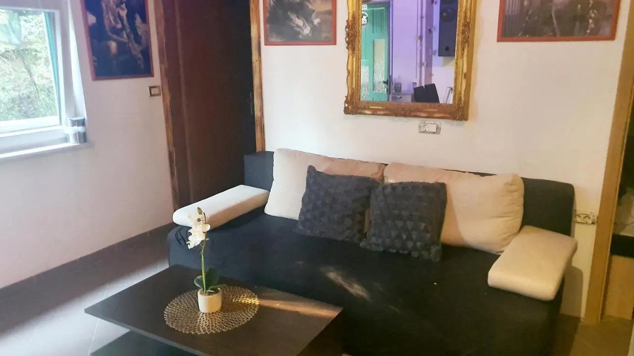 Little Brioni Villa Secovlje