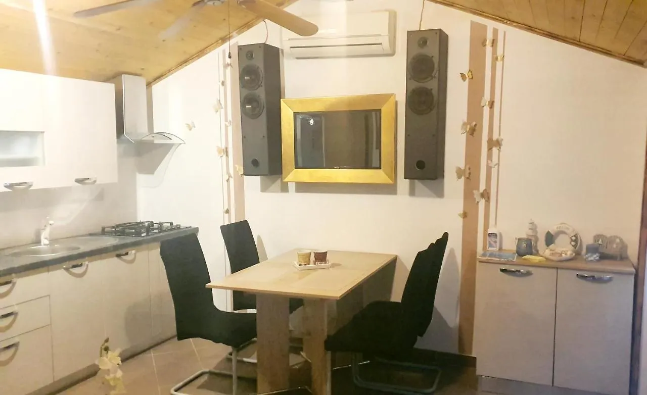 Holiday home Little Brioni Villa Secovlje